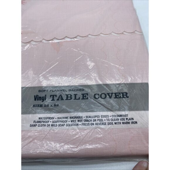 Vintage Soft Flannel Backed Vinyl Table Cloth Pink Scalloped Edges 52 X 52 Rare - Picture 8 of 13